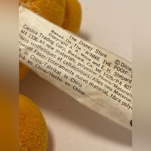 2 Vintage Disney Store Winnie the Pooh  belly rattle PLUSH McDonalds Toy mini - Picture 11 of 16